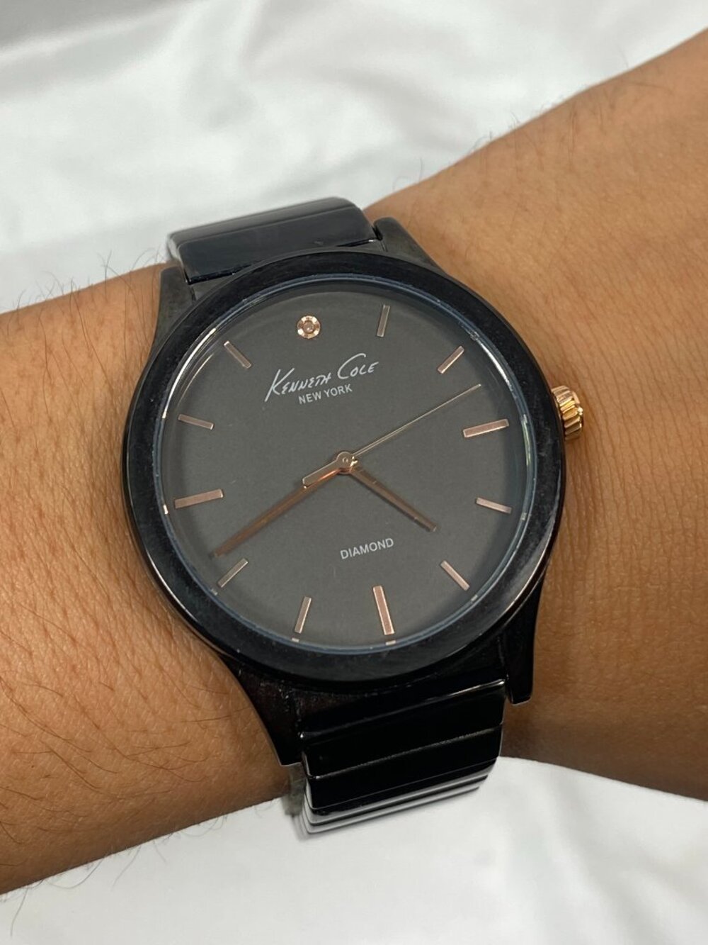 Kenneth Cole New York "Diamond" Collection watch (Model 10026579)